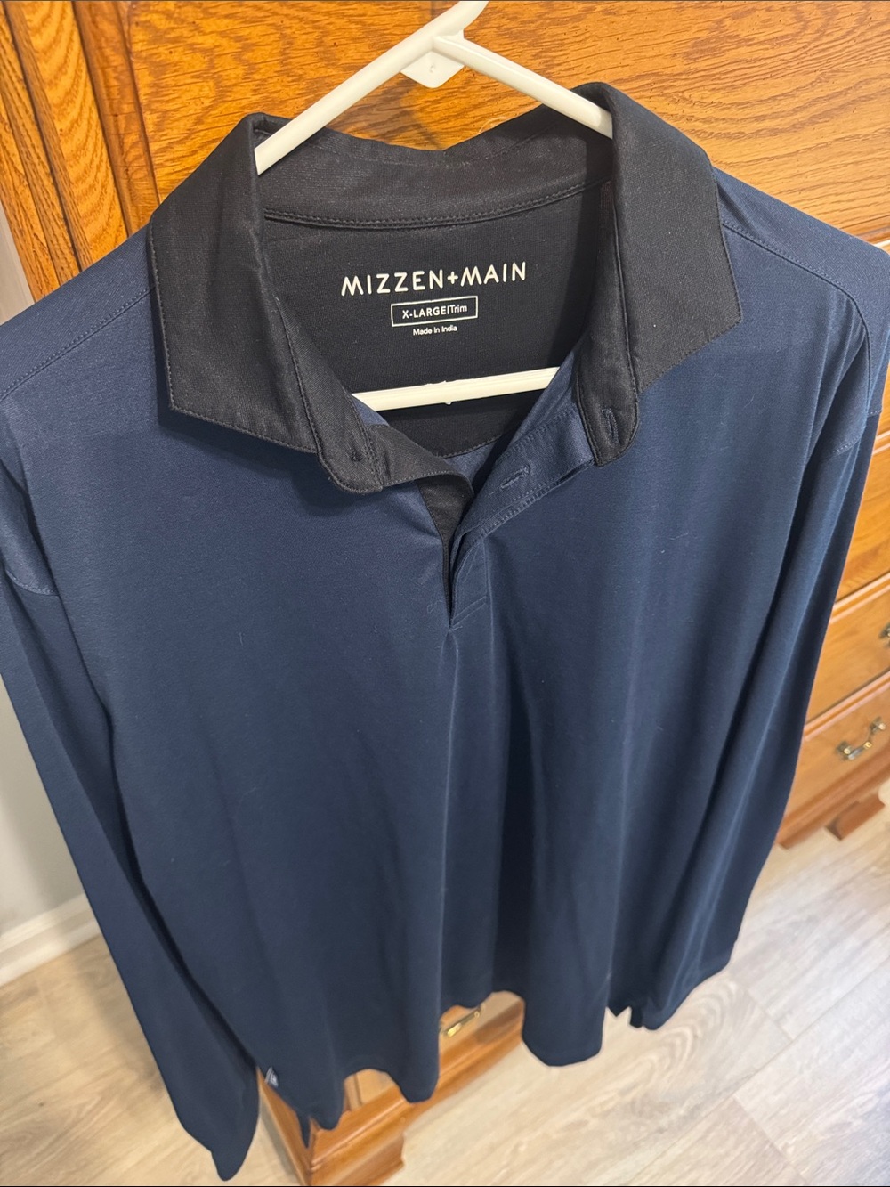 Mizzen+Main Navy Long-Sleeve Polo with Black Collar
